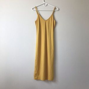 DRESS BUNDLE ✨ Midi Yellow Cami Dress